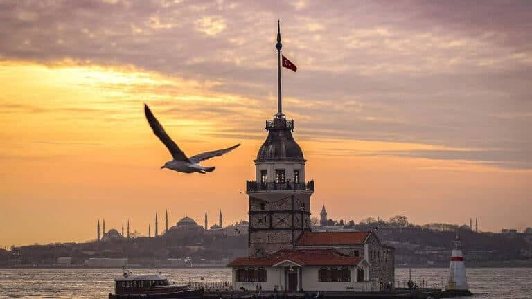 صورة برج البنات اسطنبول