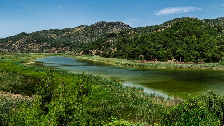 نهر دالامان في فتحية تركيا