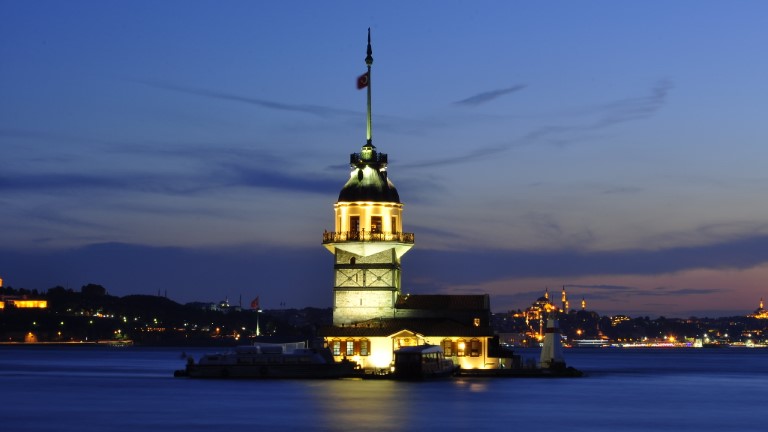 برج الفتاة في سطنبول اشهر معالم ااسطنبول الاسيوية