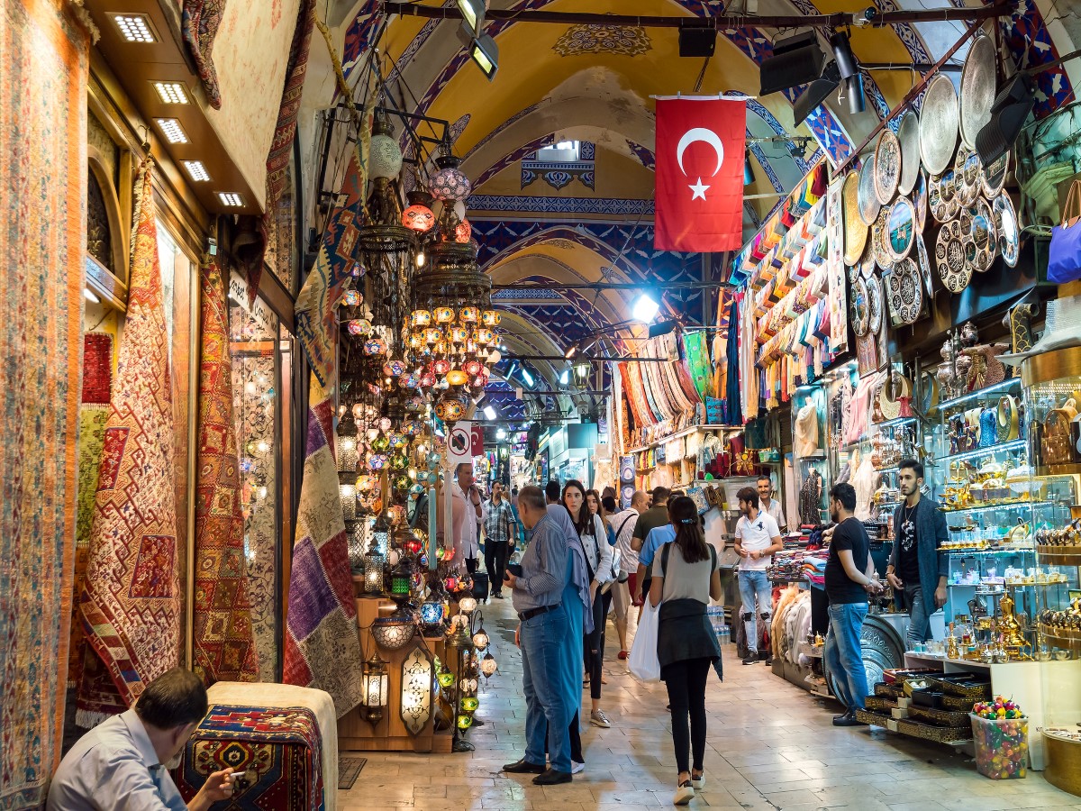 السوق المصري والتسوق في اسطنبول